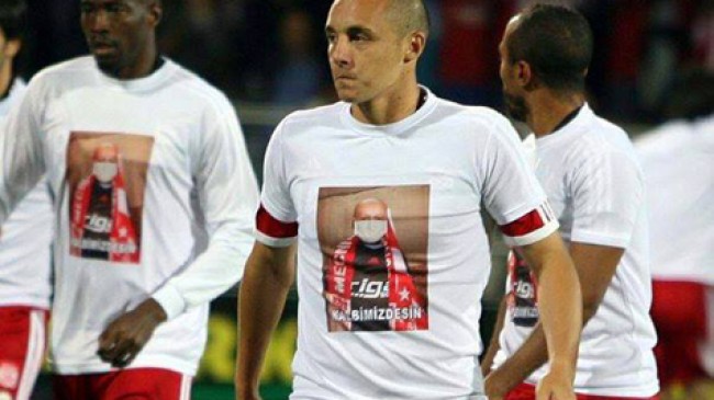 Sivassporlu futbolcular Sefa’yı unutmadılar
