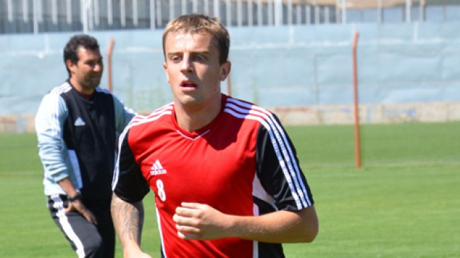 Kamil Grosicki Çaykur Rizespor ile anlaştı